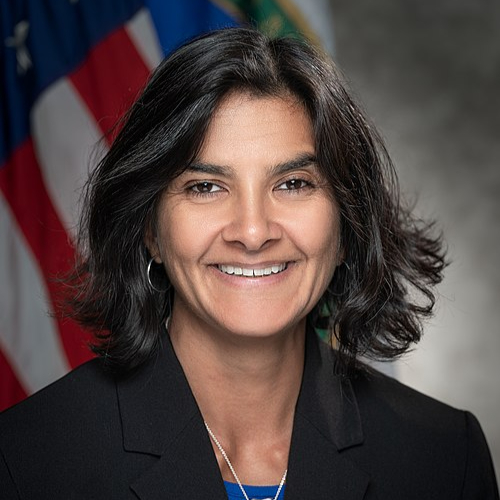 Baranwal DOE headshot_edited.jpg