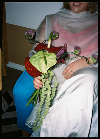 Abstract wedding flowers by Stumpys Bunches