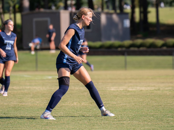 Mallory in a defensive stance during an ETBU women's soccer match