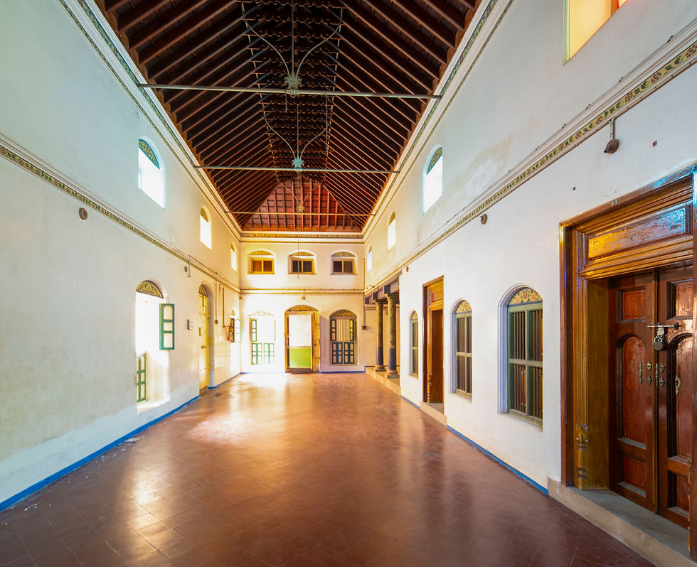 Dining hall of the palace