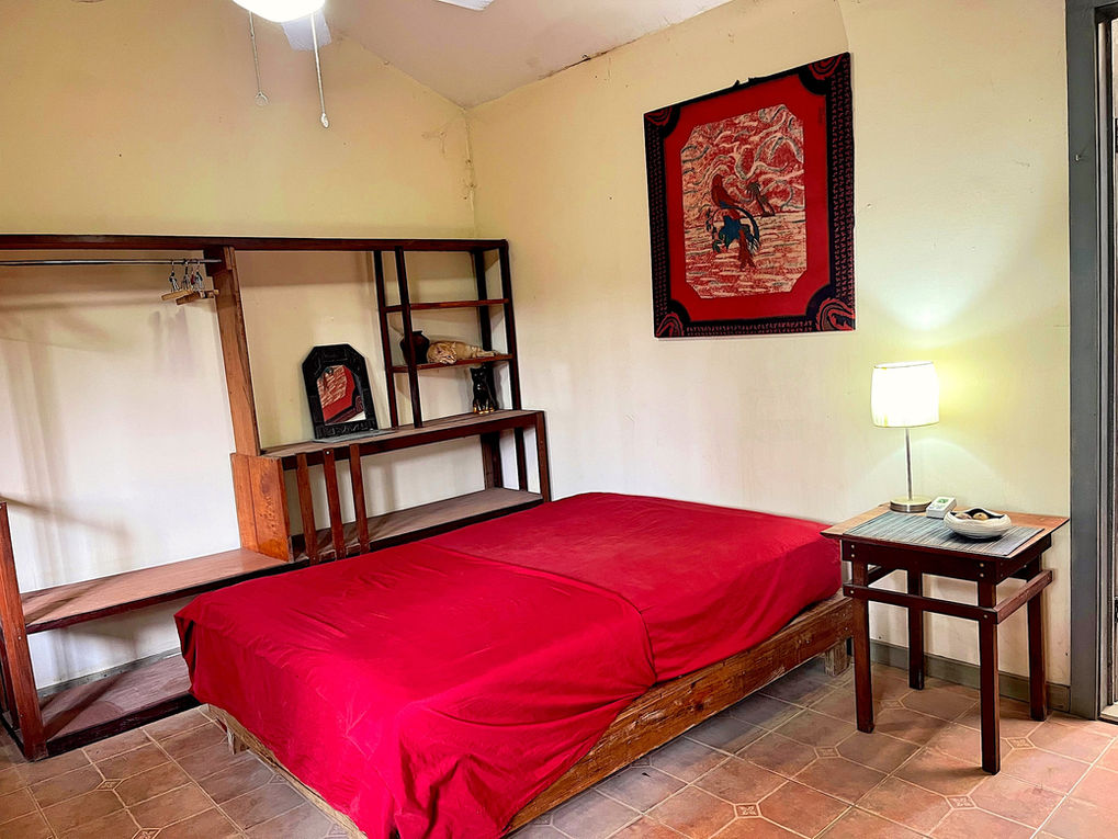 Chambre a couché de la maison principale