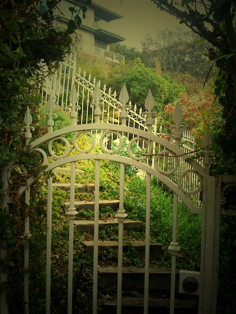 Laguna Beach gate