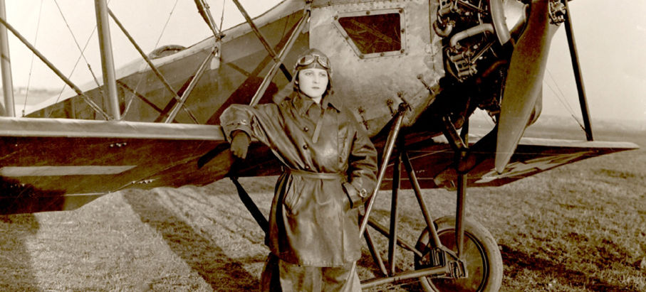 Danica Tomić prva žena pilot u Srbiji