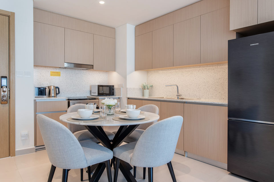 Modern kitchen with dining table – Interior property photography Dubai