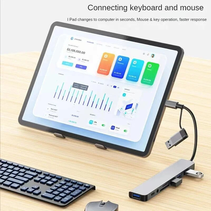 8 In 2 USB HUB With Splitter Card Reader, USB C Port, USB 3.0 / 2.0, SD/TF Split