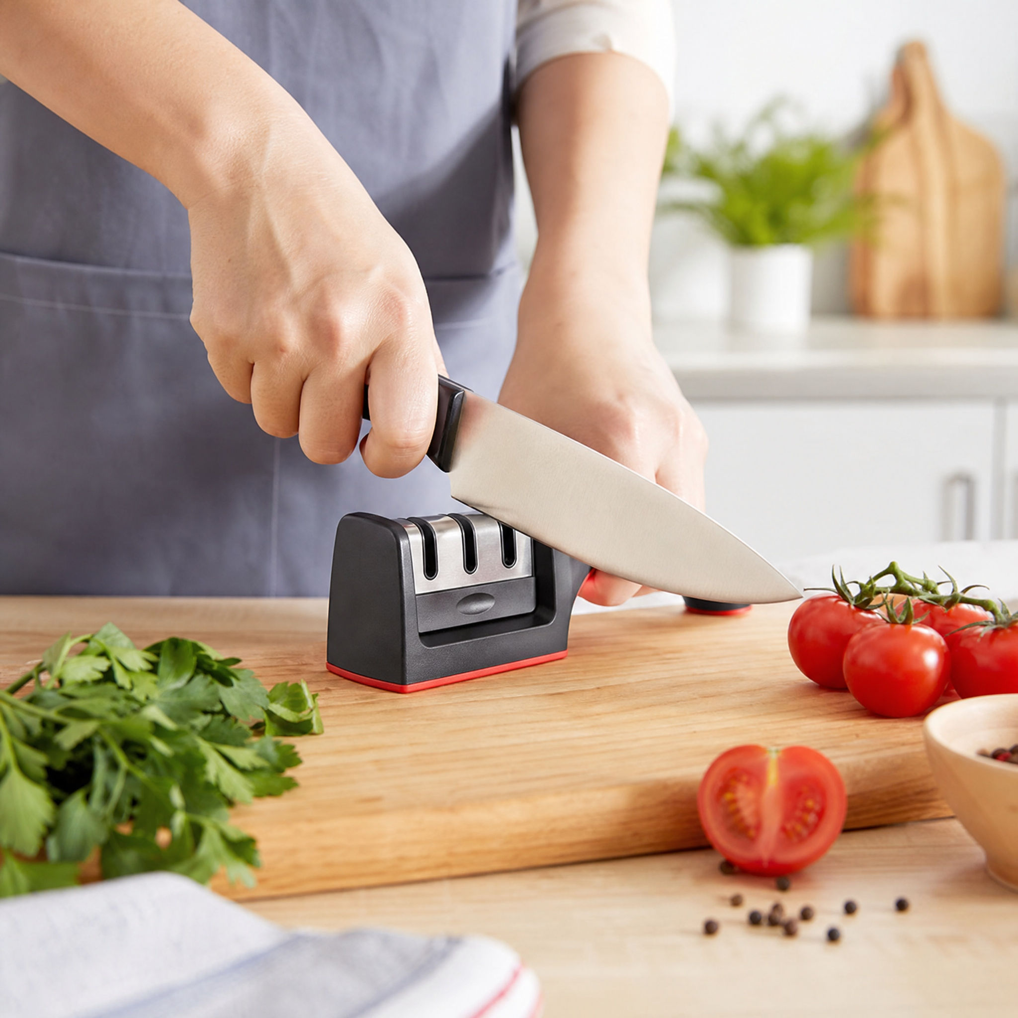 3-in-1 Knife Sharpener with 3 Tungsten Steel Stages, 21cm Sharpener for Chef & K