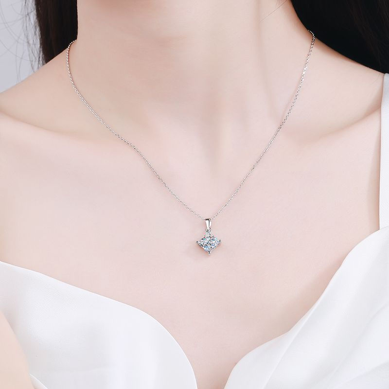 1.0/2.0ct Moissanite S925 Silver Necklet Pendant for Women Men Plated Platinum P