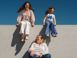 séance photo de famille en vendée, maman et ses filles