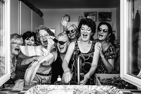 Séance reportage famille, photo de groupe joyeux