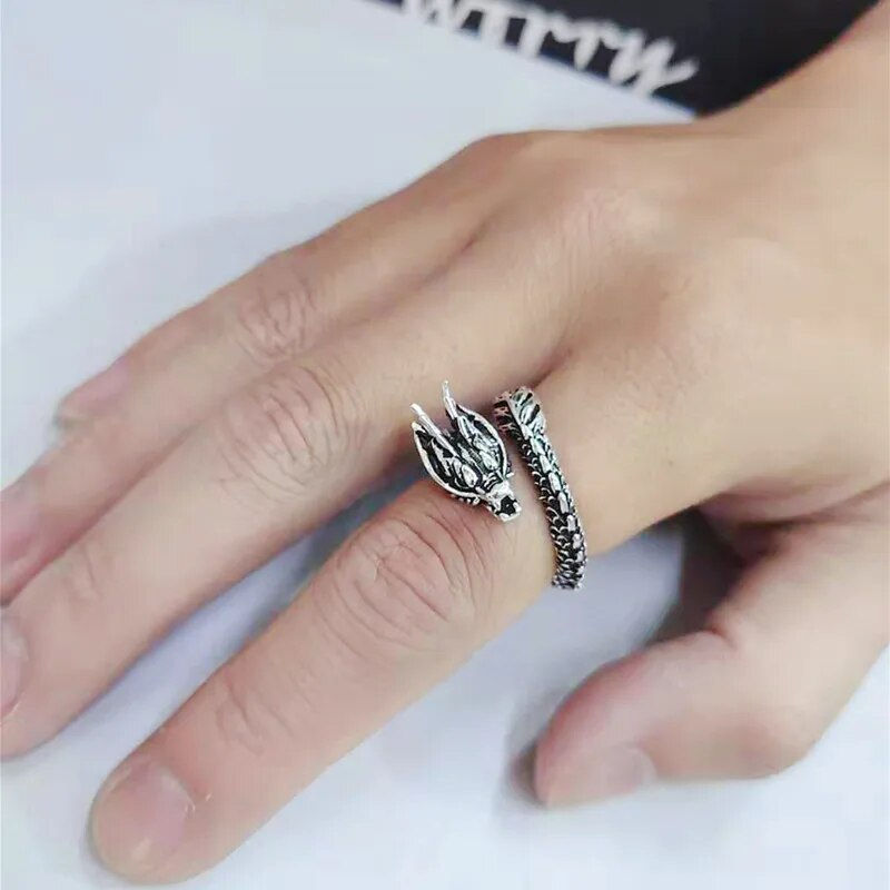 Thumbnail: Ancient Dragon Ring