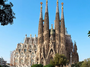 Visit to the Sagrada Familia Modern Wonder