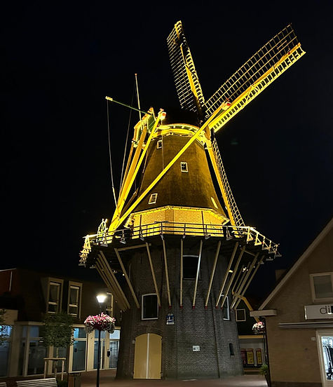 Top 10 Wonders of the ancient modern and natural world. Windmill in Holland Netherlands Amsterdam