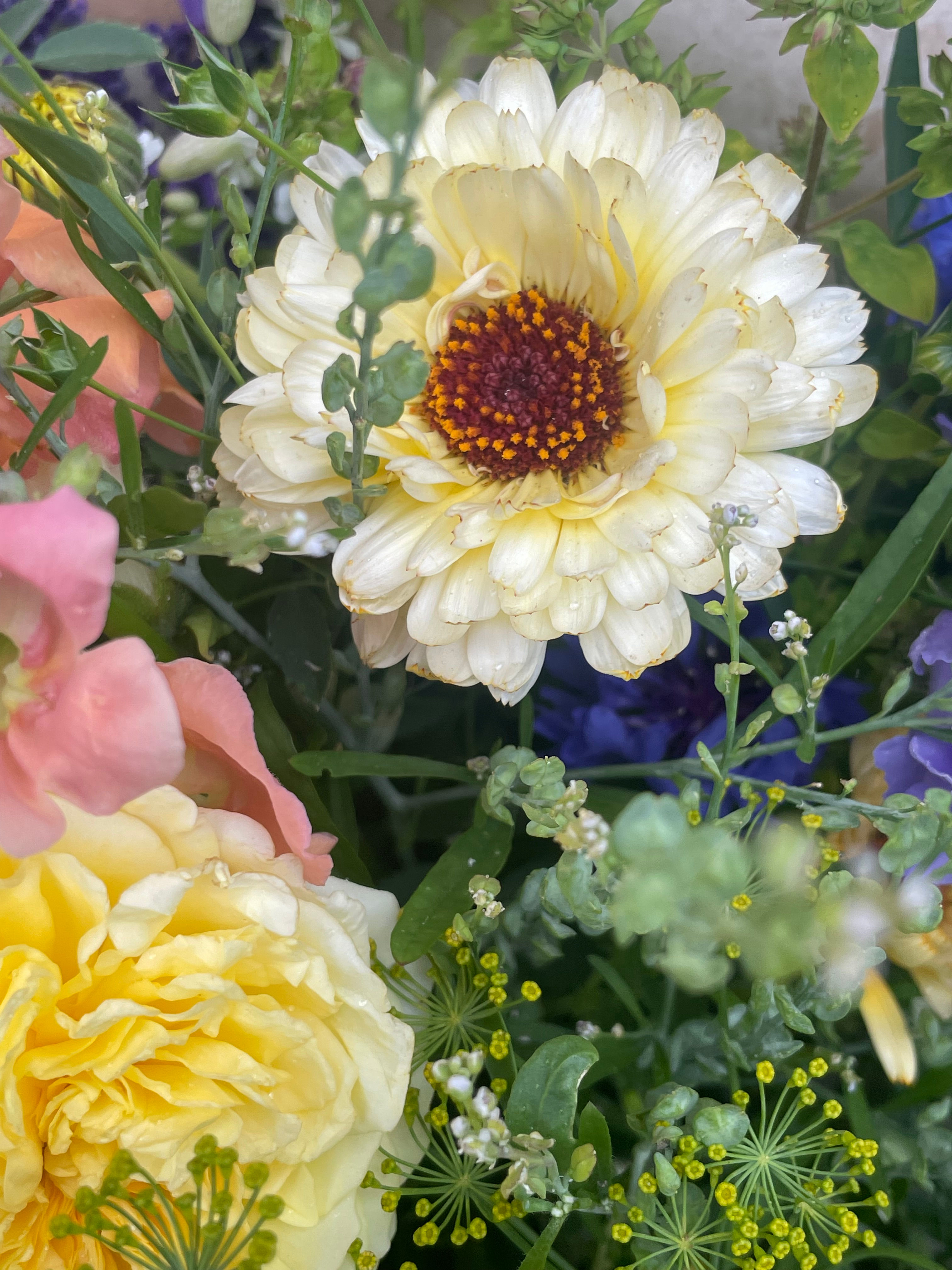 Classic Bouquet - delivered within 10 miles