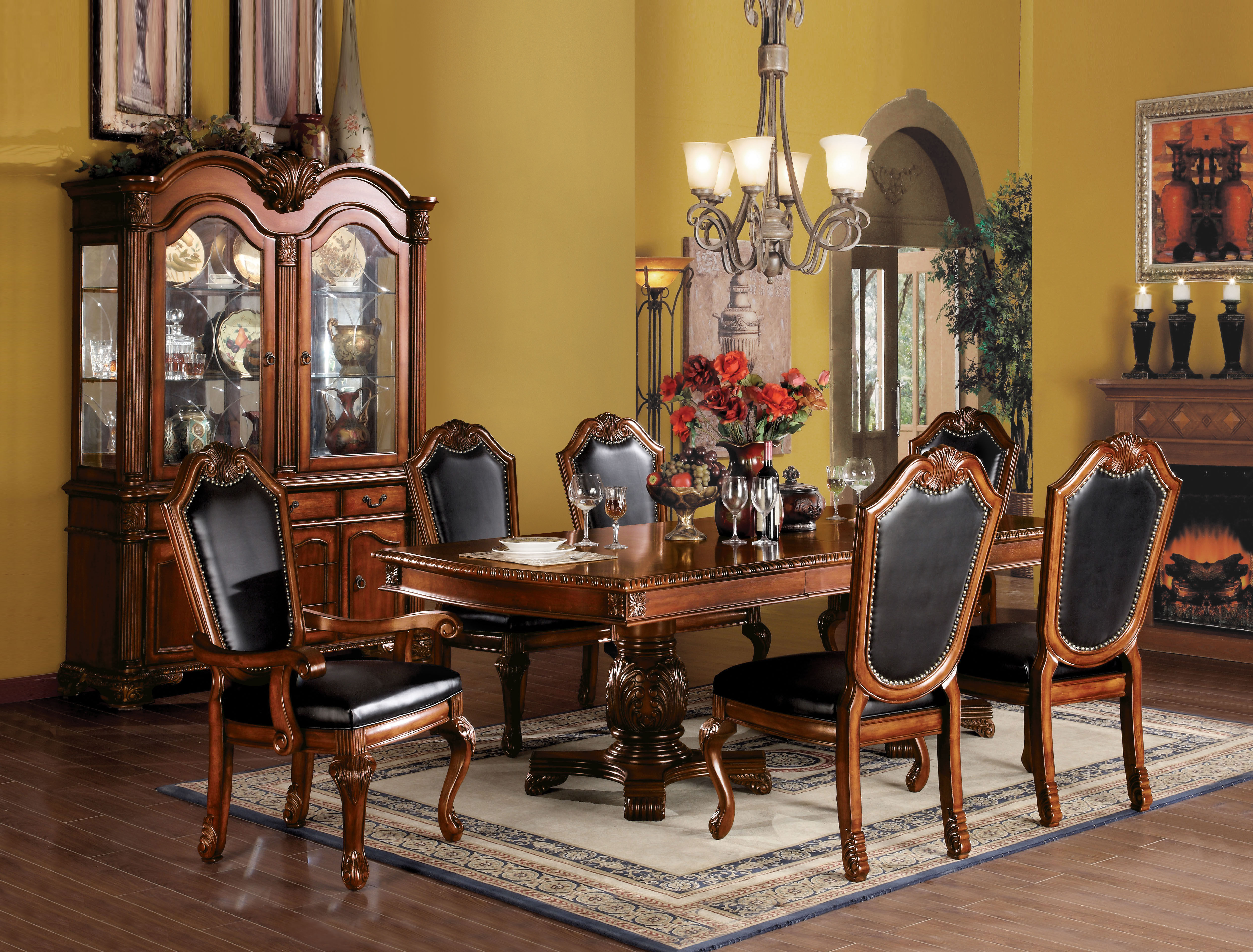Dining Table w/Double Pedestal