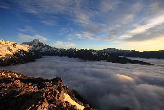 nuageux Mountaintop