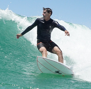 thumbnail_chris surfing 2022_edited.jpg