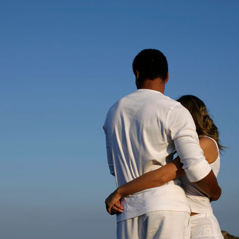 10 Daily Habits of Happy Couples (Backed by Research)