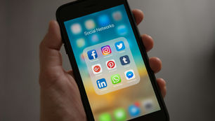 Can Couples Trust Finfluencers? How Not to Get Duped Online