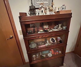 LIVING ESTATE AUCTION