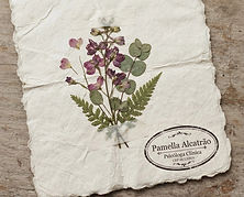 Papel de Parede Floral Cinza e Lilás_edited_edited_edited.jpg