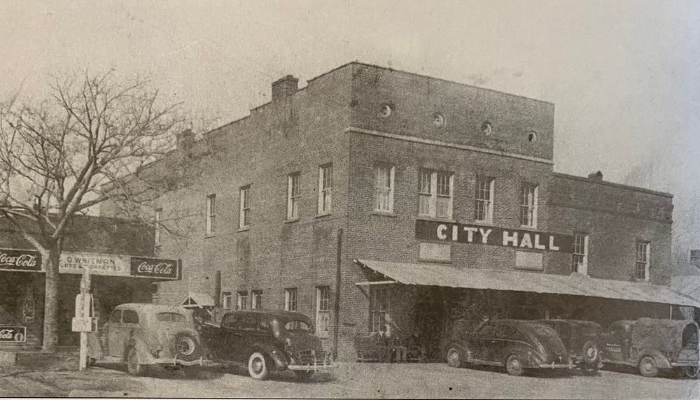 Phenix City: The Build-Up (1900 - 1945)