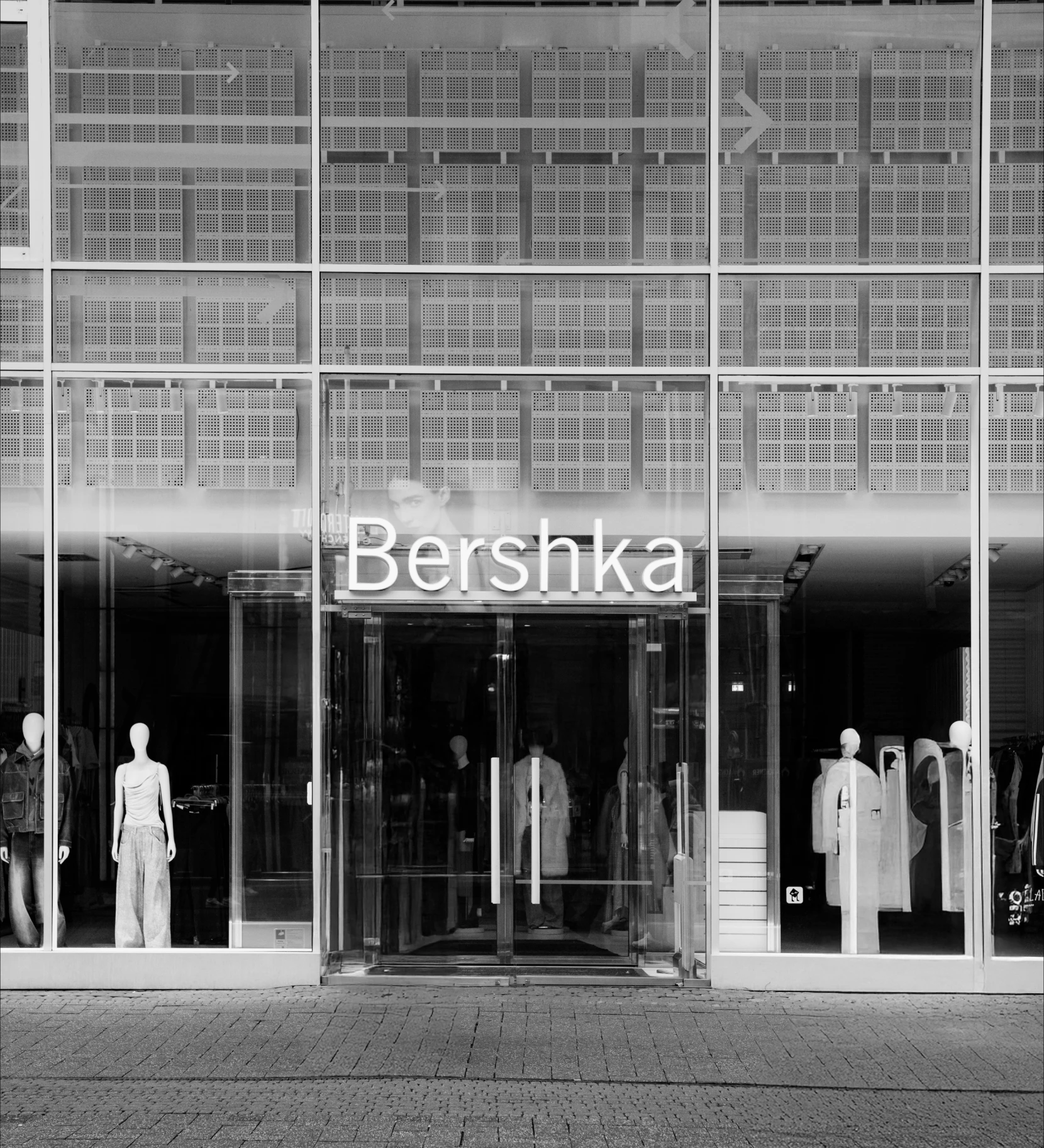 clothing_store_4