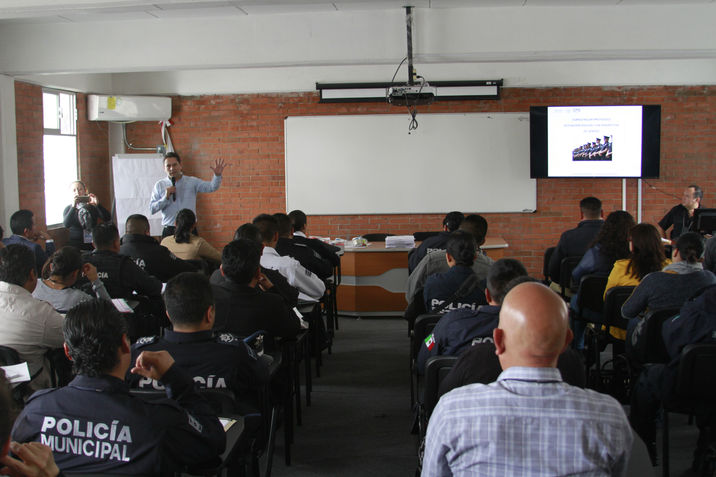 CAPACITA COMISIÓN NACIONAL DE SEGURIDAD EN PERSPECTIVA DE GÉNERO A POLICÍAS DE TLAXCALA