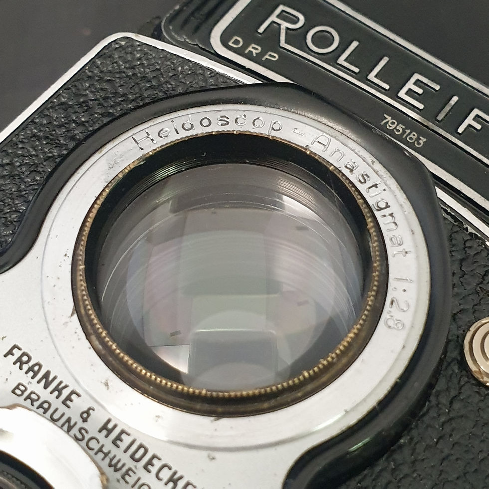 Thumbnail: Rolleiflex 3.5 Automat "Lee Miller"