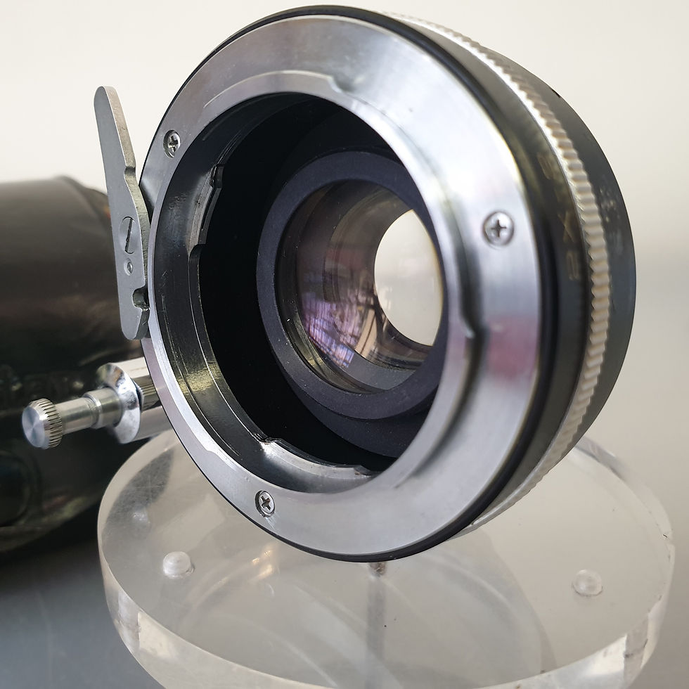 Thumbnail: Vivitar Automatic 2X Tele converter Exakta mount