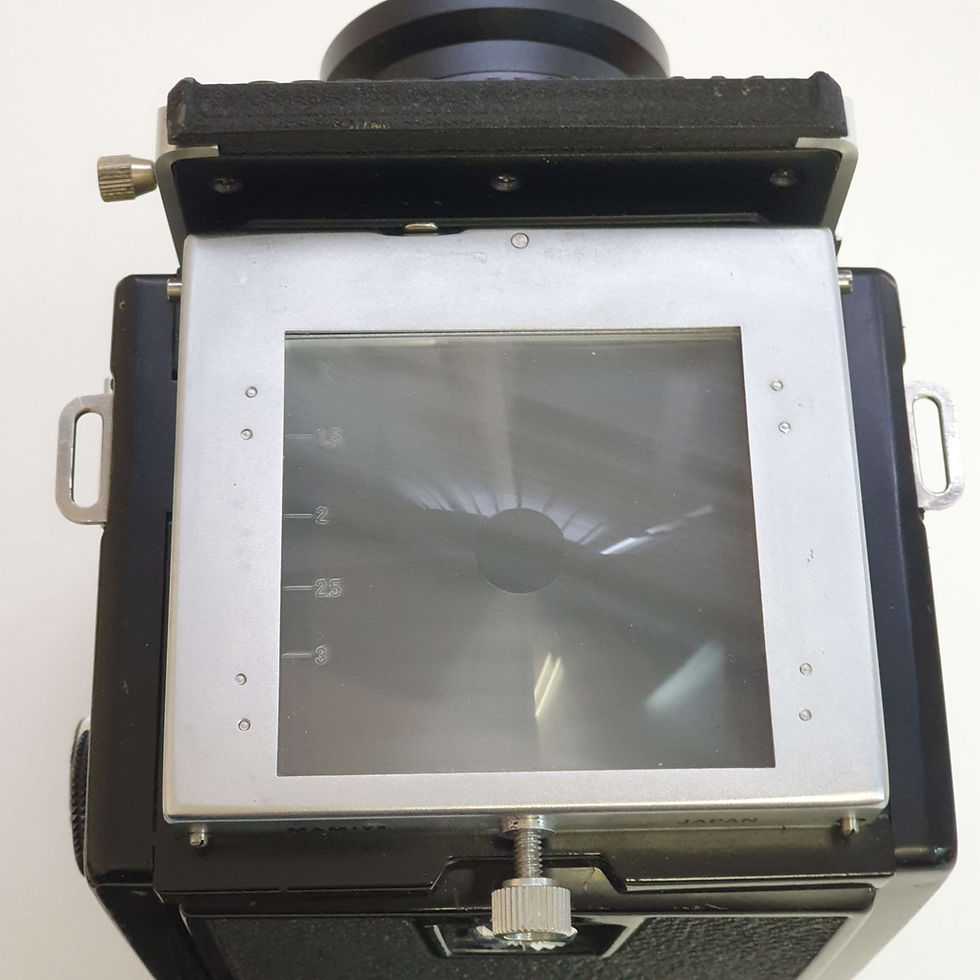 Thumbnail: Mamiya C330 Professional 80mm Sekor Blue dot.