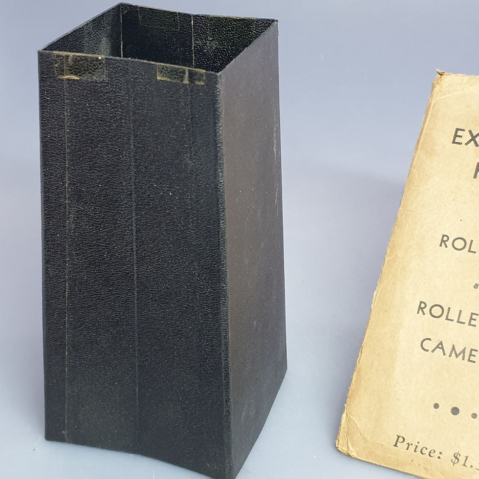 Thumbnail: Extension hood for Rolleiflex TLR 6x6 and 4x4