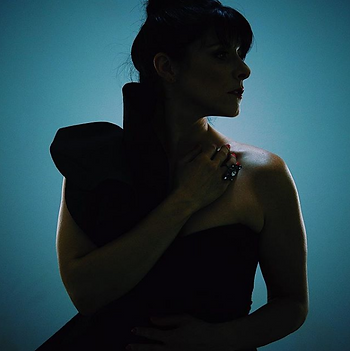 Indie Singer Patrice Peris