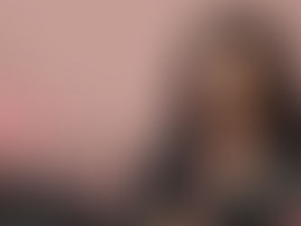 A well-stocked beauty toolkit helps you perform better and shows your client you’re serious about your craft. Think of your toolkit as both your safety net and your calling card.