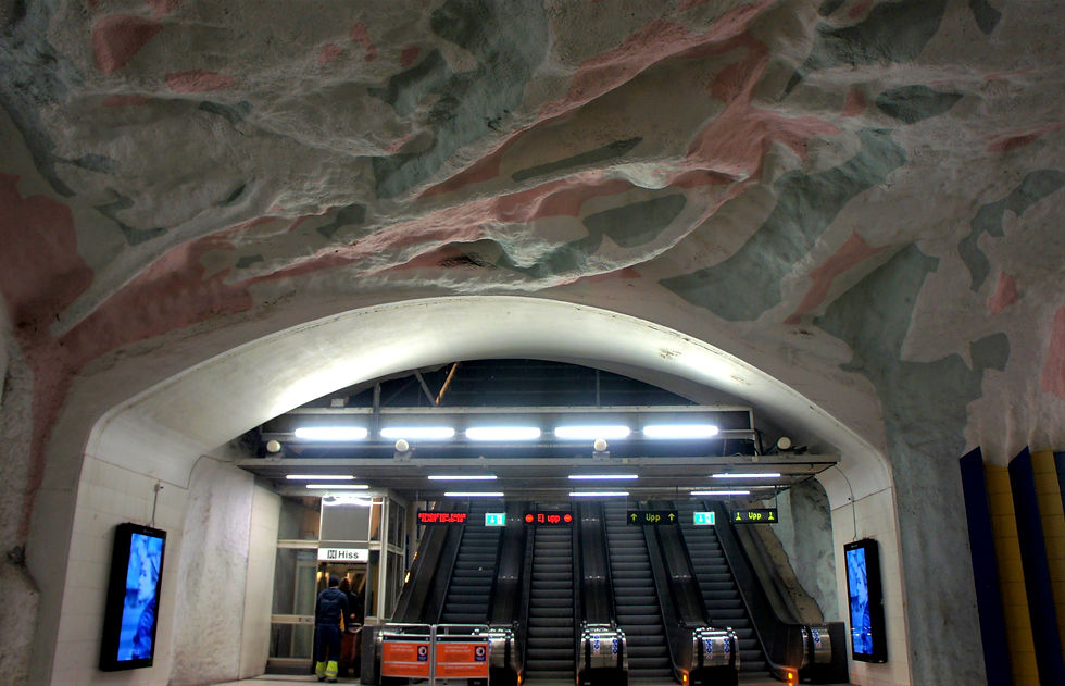 Mörby centrum(モルビー・セントルム駅)