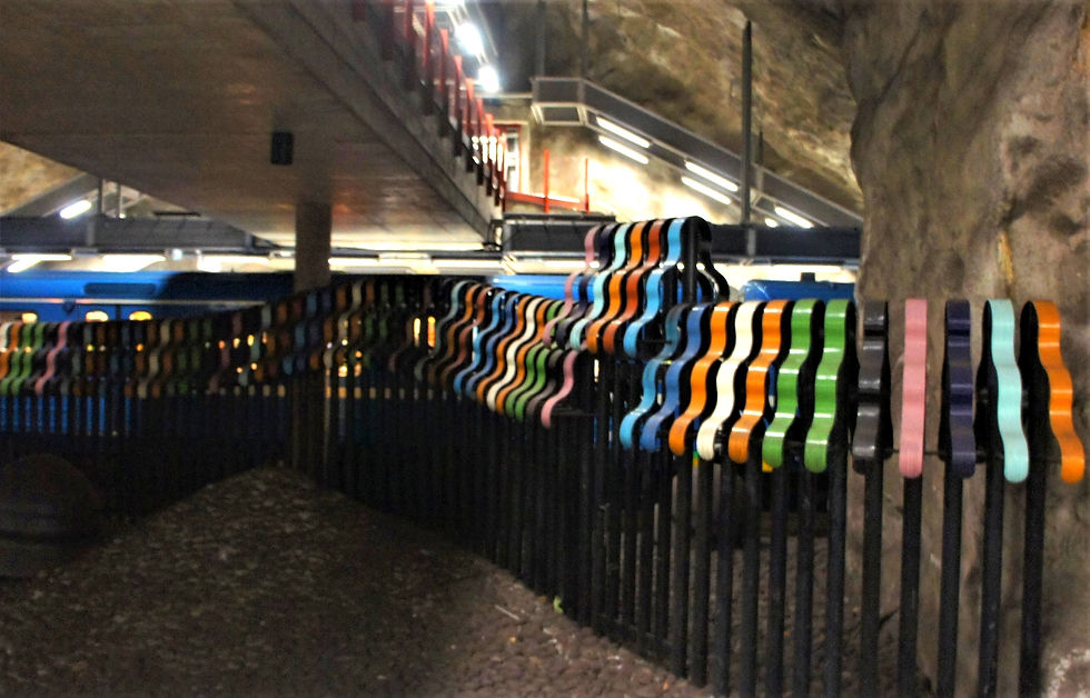 Västra Skogen(ヴェストラ・スコーゲン駅)