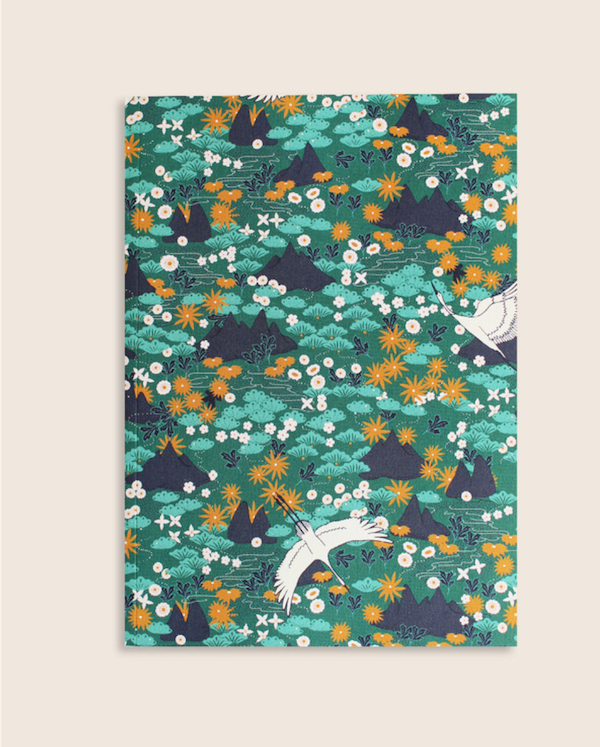 surface pattern designer | créatrice de motifs | lucillepattern | veilhan | design textile | mode | fashion | patterns | papeterie | stationery | déco | carterie | patternbank | graphiste | textile | textile addict | all over | illustrations | designer | cymé | règles | menstruations | tissu lavable | tissu | la fiancee du mekong | fiancée du mékong | robe | prêt-à-porter | collection printemps-été | tissu printemps | tissu automne hiver | print | lafiancée | collection automne-hiver | grue japonaise | japon | chaussons | chaussettes | cocoon | gans | bijoux | carte | papeterie