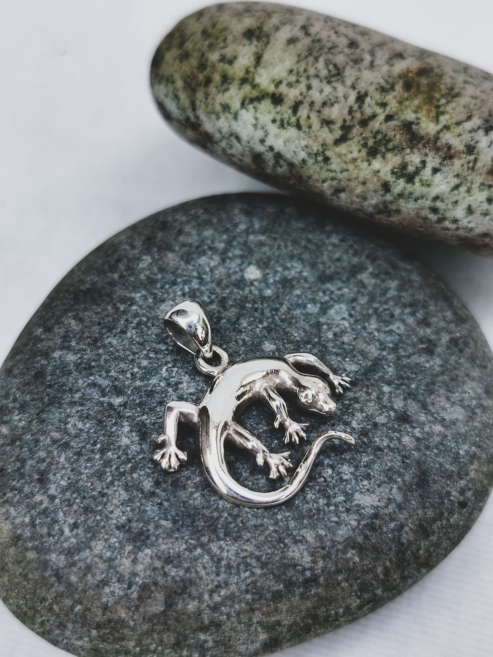 Thumbnail: Lizard Sterling DiveSilver Pendant