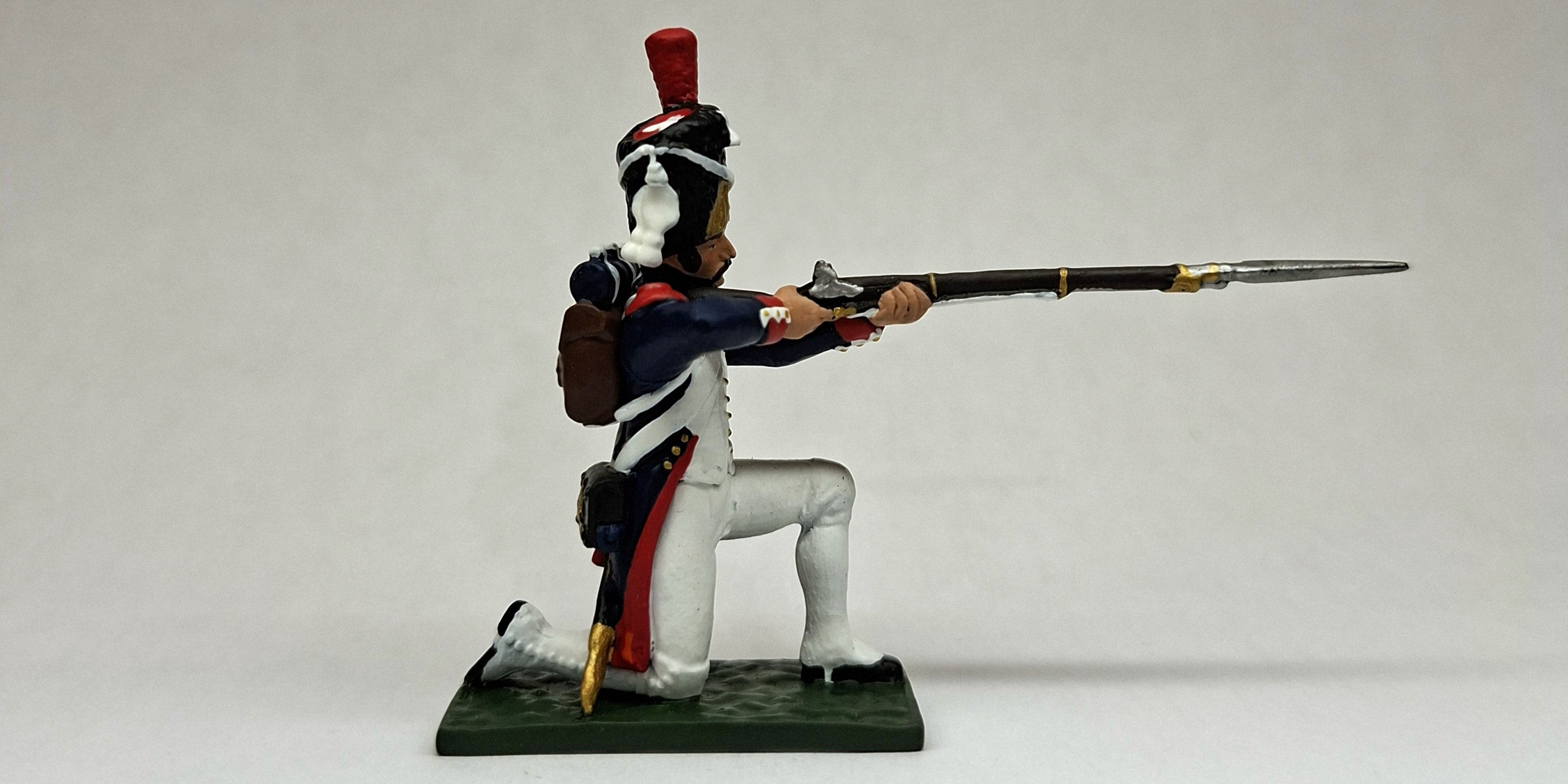 Grenadier de la garde à genou