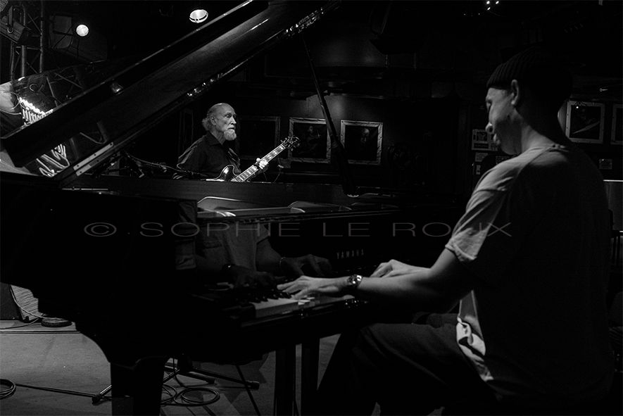John SCFIELD Gerald CLAYTON duo New Morning jazz club Paris France 2026