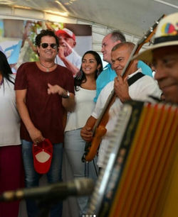 FOTO EL DECIMO Y CARLOS VIVES