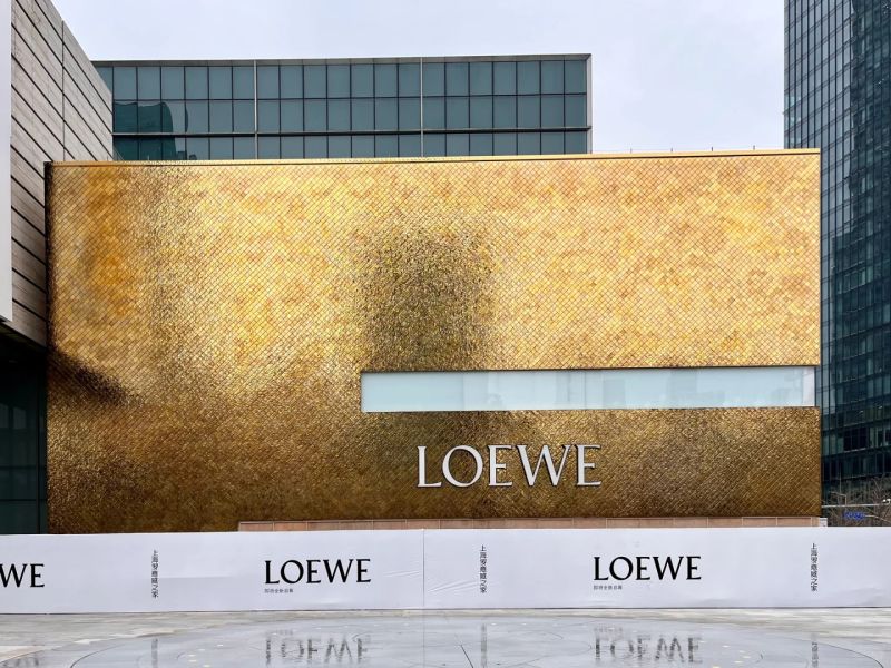 a placeholder image.