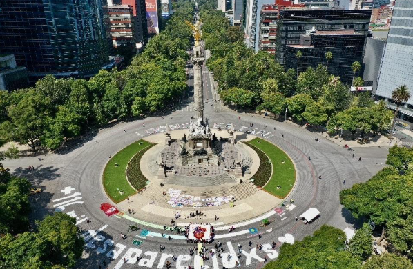 Este es el sexenio con mayor número de desapariciones: 51,791 personas, el 44.8% de las víctimas. En la imagen, acto del MNDM en el Ángel de la Independencia para conmemorar el Día Internacional de las Víctimas de Desaparición Forzada. (ObturadorMX)