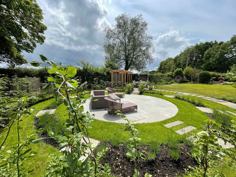 Concentric circles of beech hedging provides enclosure