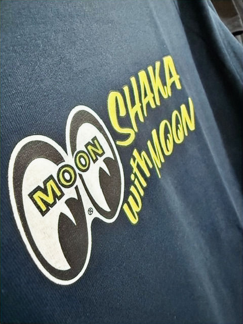 Thumbnail: Front SHAKA with MOON shirt
