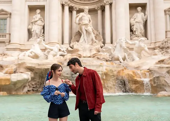 10emily-paris-01-wpkm-jumbo.webp