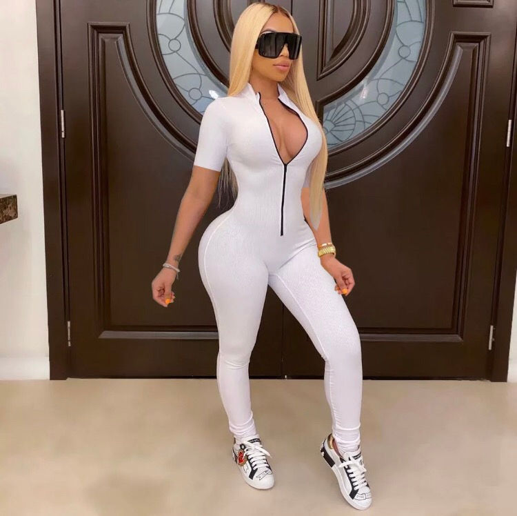 Thumbnail: Queen 👑 Bee 🐝 celebrity onsie