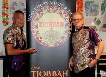 vrienden van Tjobbah