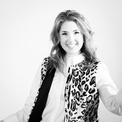 cheetah laugh BW