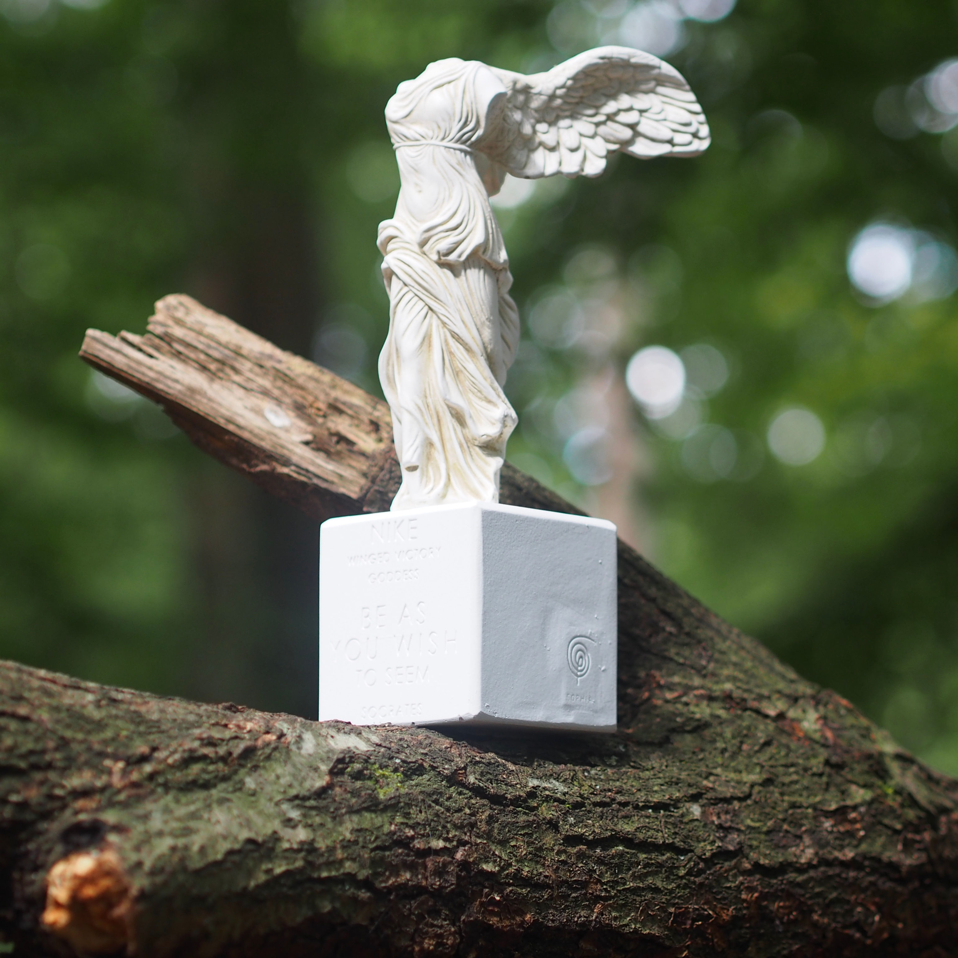 SOPHIA WINGED NIKE GODDESS ANTIQUE WHITE SMALL