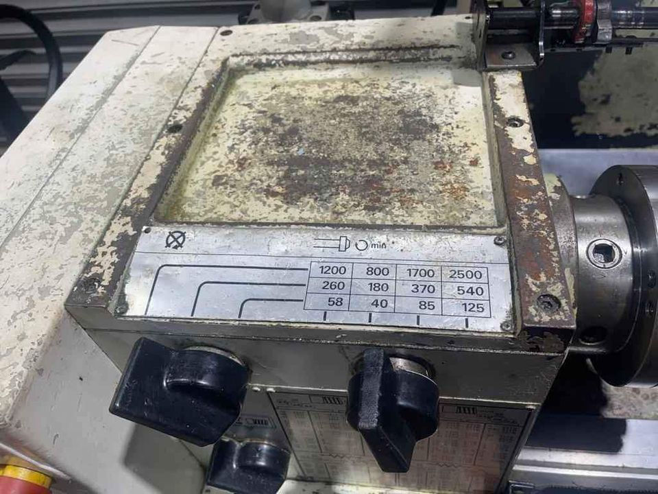 Thumbnail: Harrison M300 gap bed centre lathe